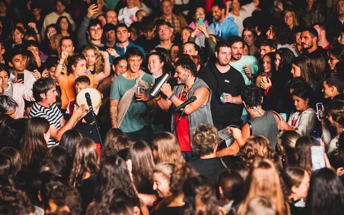 Giro ederra jarri du Esne Beltzak