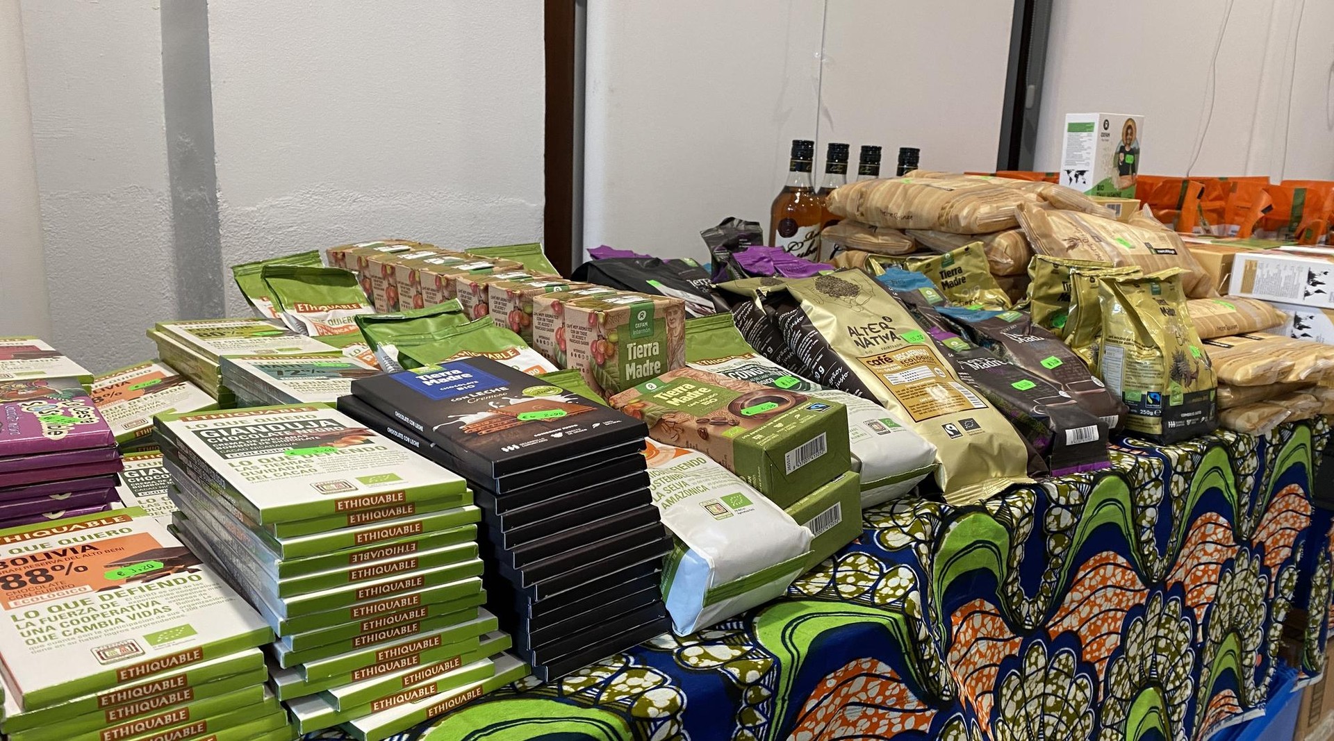 Asteartean zabalduko dute Bidezko Merkataritza denda