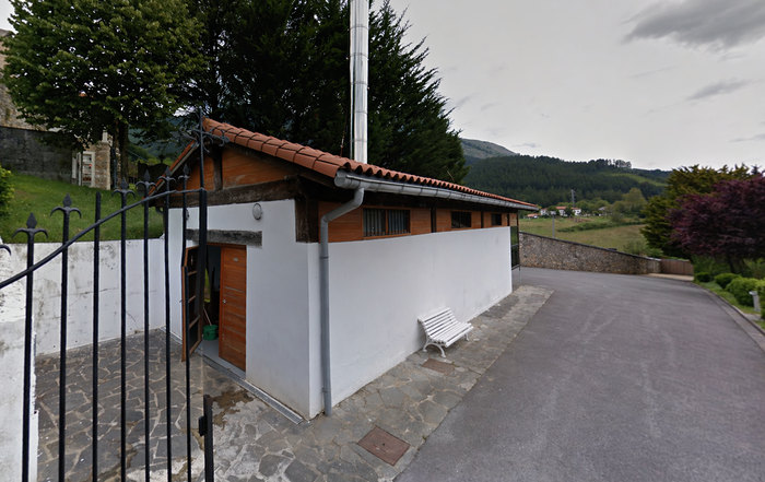 Azkoitiko errauste-labea, lotsagarria eta duintasunik gabea