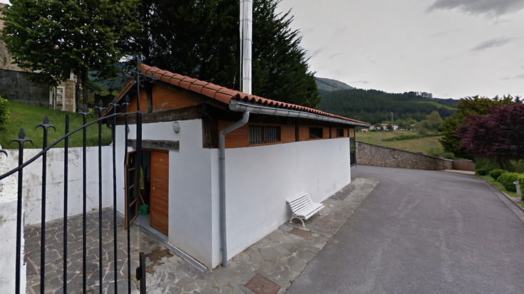 Azkoitiko errauste-labea, lotsagarria eta duintasunik gabea