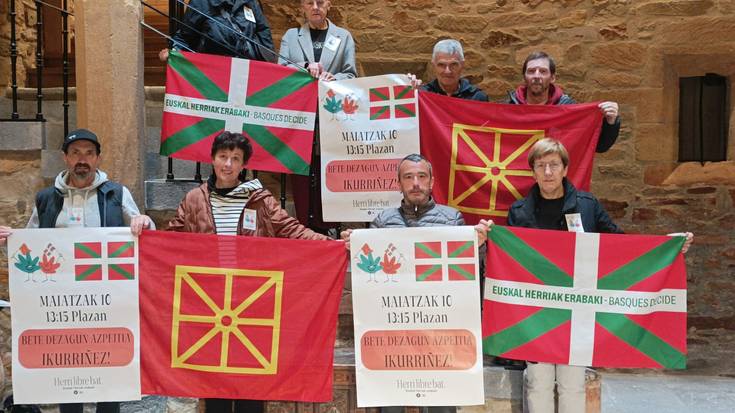 Zapatu eguerdian plaza ikurrinez betetzeko deia egin du Gure Eskuk