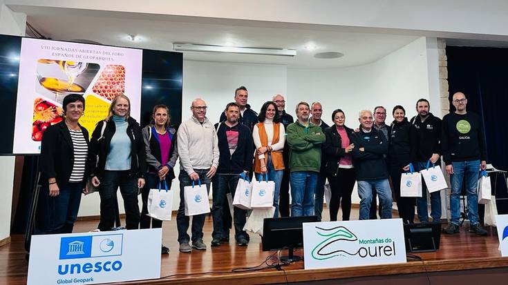 Geogourmet otarra aurkeztu du Euskal Kostaldeko Geoparkeak Lugon egindako geoparkeen foroan