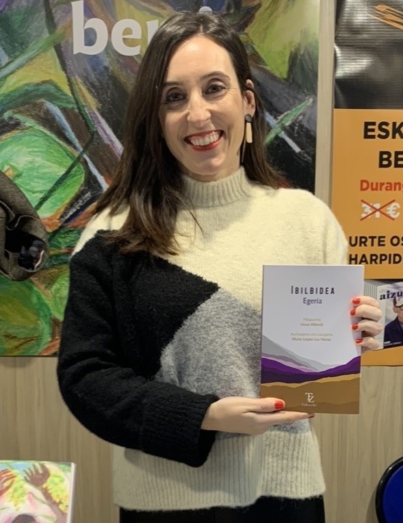 'Ibilbidea' itzulpen liburua kaleratu du Maite Lopez idazleak