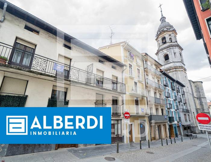 Alberdi Inmobiliaria: etxebizitza salgai Aizkibel kalean