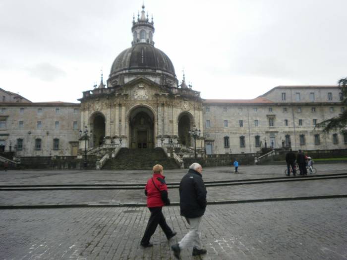 Iaz baino ehuneko 30 bisitari gehiagok jo dute Loiolako turismo bulegora Aste Santuan