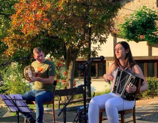 Aritz Erasun eta Aitziber Arruabarrena igoko dira Aristerrazuko oholtzara bihar