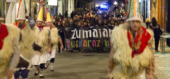 Arnasguneak hedatuz, etorkizuna landu