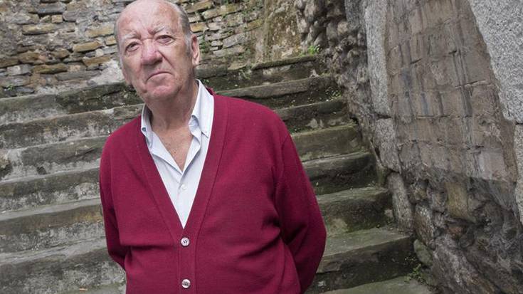 “Ekitaldi jendetsuena izaten zen urtero antolatzen genuen atletismo erakustaldia”