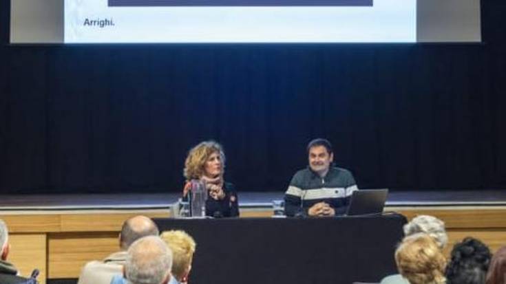 "Armagintzaren gastua igotzen ari da mundu osoan, eta horrek gerren arriskua areagotzea dakar"