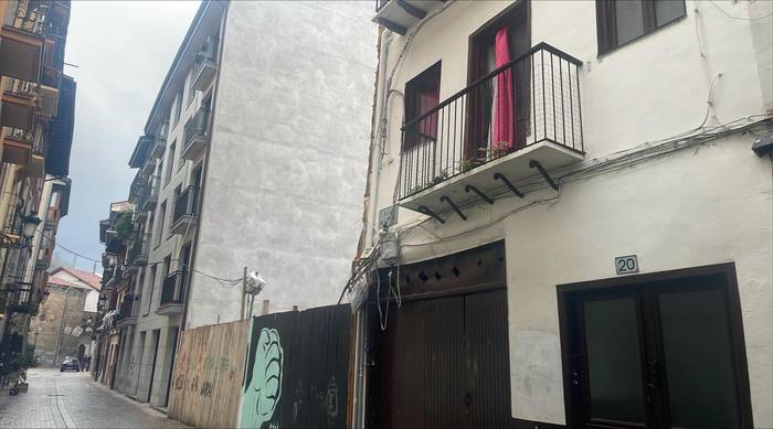 Elizkalean alokairurako hamasei etxe eraikitzeko Jaurlaritzarekin akordioa egingo du udalak