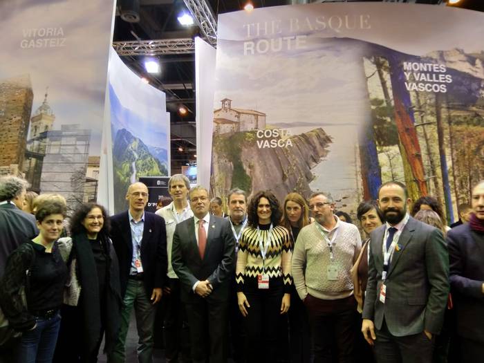 FITUR azokan erakutsi dute Zumaiako eta Geoparkeko turismo eskaintza
