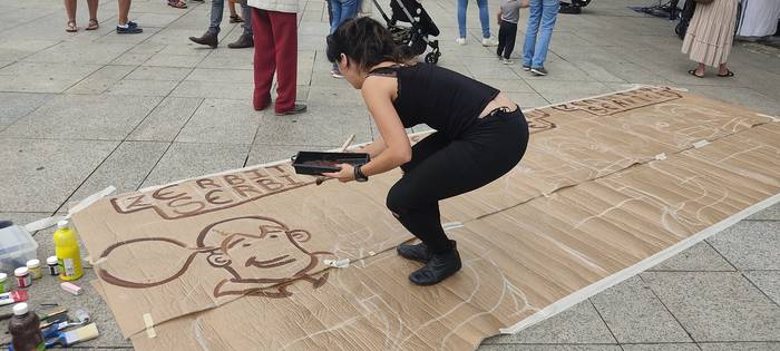 Maria Goñi artistak ekintza piktorikoa egingo du ostiralean herriko plazan