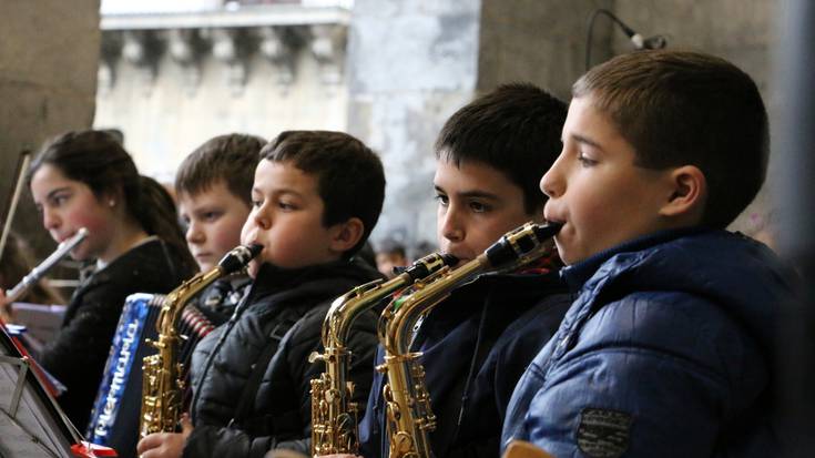 Bizkargi Musika eta Dantza Eskolako ikasleen entzunaldiak ostiralera bitartean