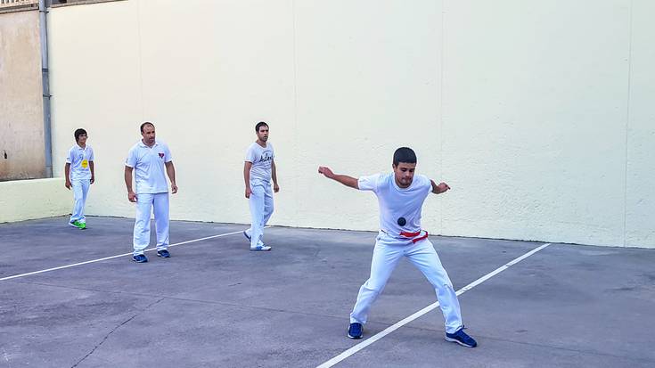 Itzurungo pilota txapelketako hirugarren jardunaldia jokatu zen atzo