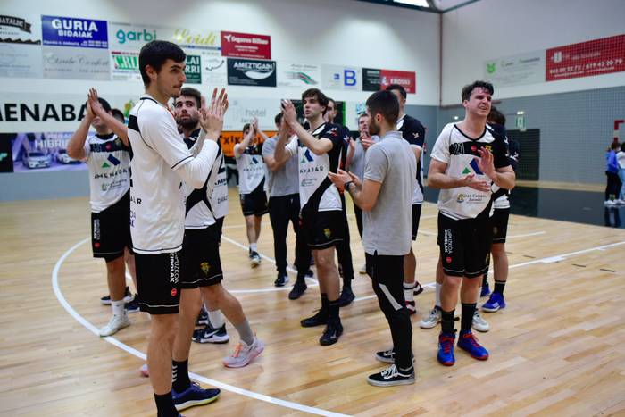 Amenabarrek 31-34 galdu du FC Barcelona B taldearen aurka