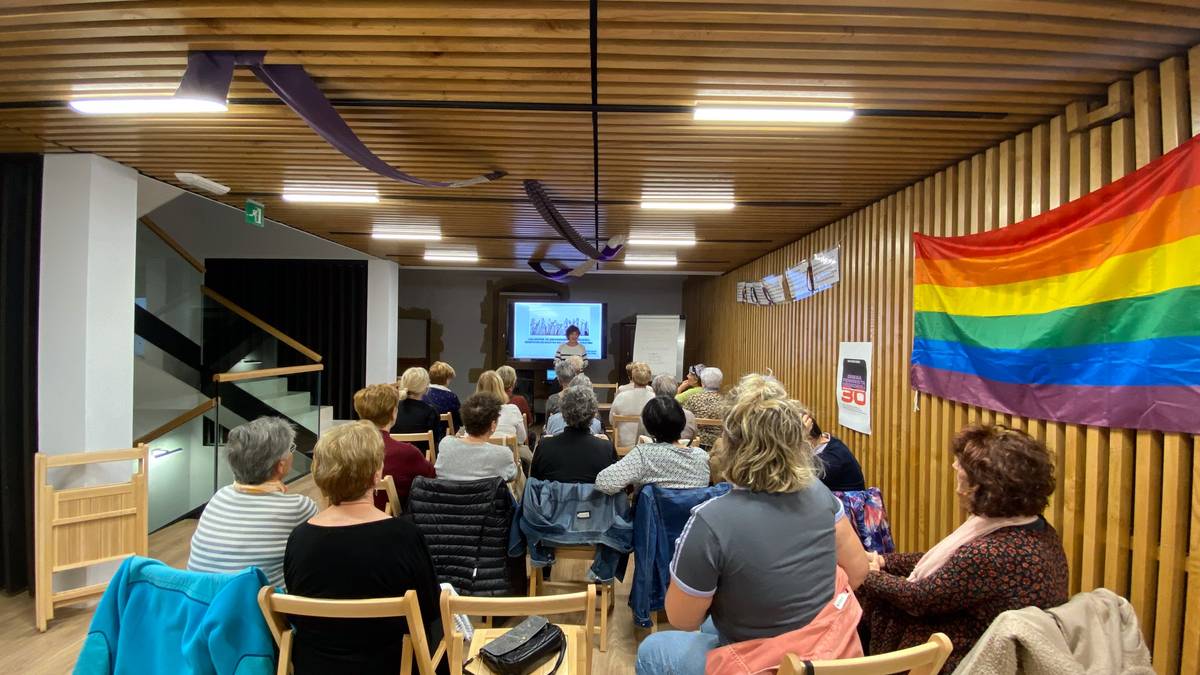 Saregilen saioak eskaintzeko deialdian izena eman dezakete herriko profesionalek zein elkarteek