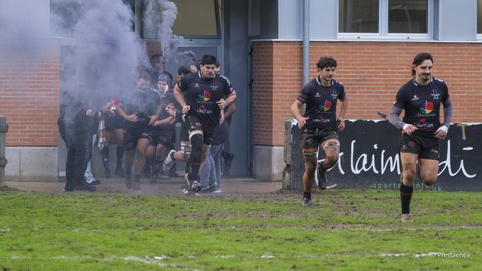 Errugbi asteburu berezia biziko dute Astin