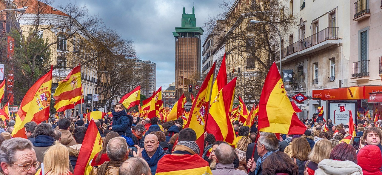 Faxismoaren aurpegi berriak
