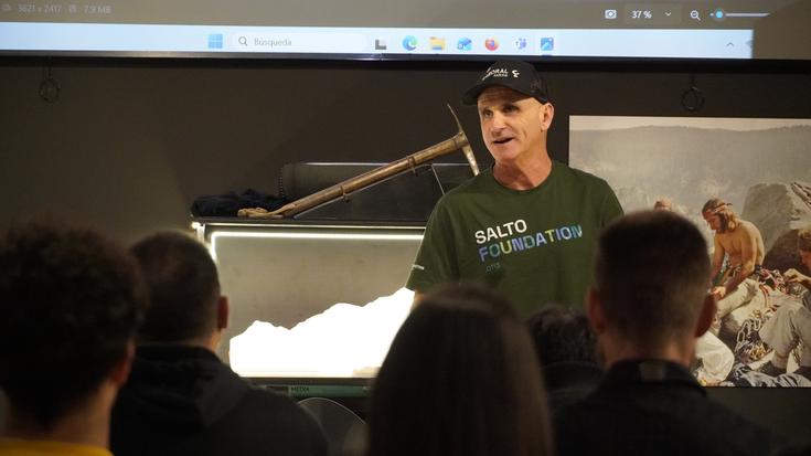 Liburu aurkezpen bat, ahoan bilorik gabekoa