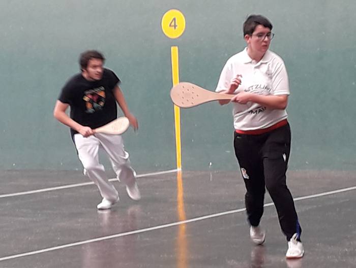 Abiatu da Gipuzkoako euskal pilota egokituko txapelketa