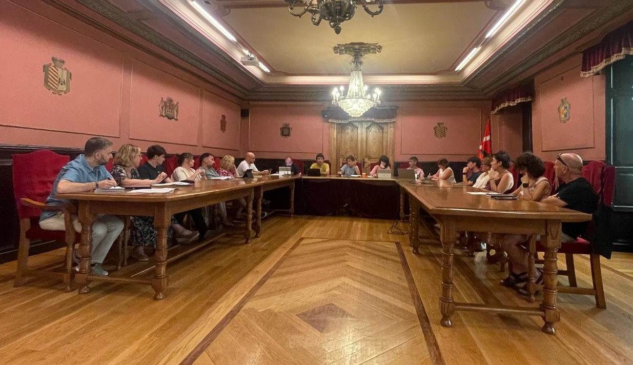 Corrugados auziaren azken epaia eztabaidagai izan dute udalbatzarrean