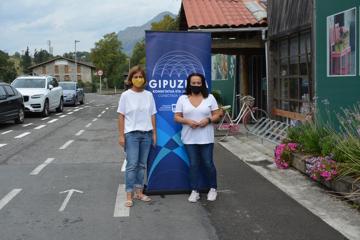 Urrestillako bidegorria bisitatu dute Foru Aldundiko eta Azpeitiko Udaleko ordezkariek