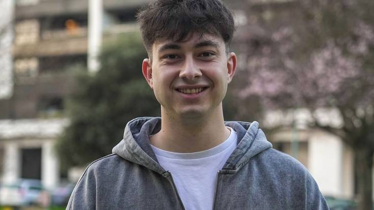 Asier Morillo: "Sortzen ditudan edukiak jarraitzaileek serio hartzea bilatzen dut"