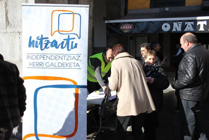 Erreferendumaren aldeko sinadura bilketa hasiko du Azpeitiko Gure Eskuk zapatuan