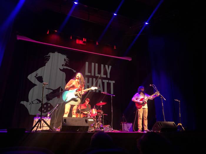 Une atsegina igaro dute ikusleek Lilly Hiatten kontzertuan