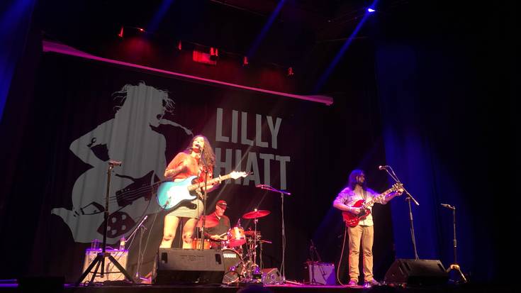 Une atsegina igaro dute ikusleek Lilly Hiatten kontzertuan
