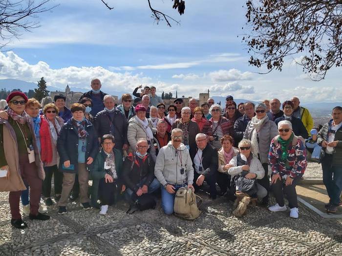 Andaluzian izan dira Beheko Plazako bazkideak