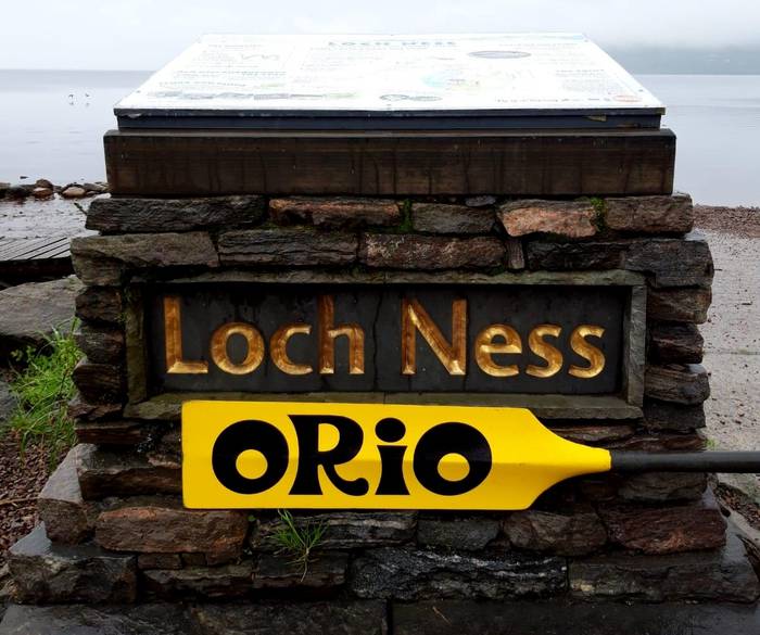 Loch Ness arraunean zeharkatzeko behar den denbora hobetu nahi dute traineruarekin