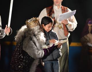 Aizarnazabalgo Errege Magoen desfilean opariak jasotzeko izena eman daiteke