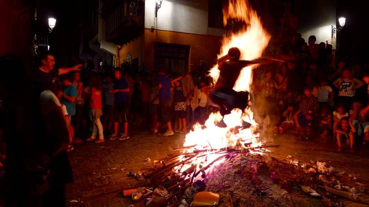 Eki gauerako entseguak deitu ditu Astindu dantza elkarteak