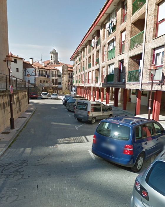 Ezingo dira erabili datorren astean Iturbide kaleko hainbat aparkaleku