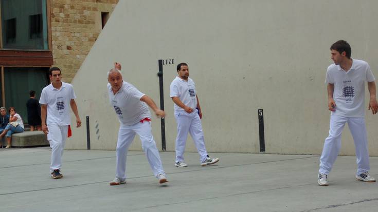 Eskuz binakako txapelketako izen-ematea zabaldu da jada