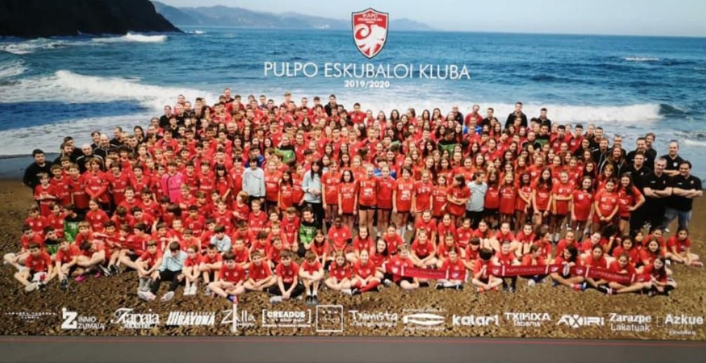 Pulpo Eskubaloiaren posterra salgai