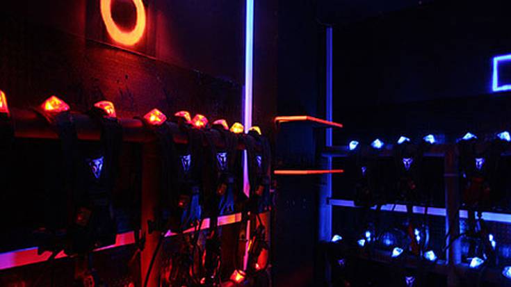 Bilboko Lasergunera irteera antolatu dute gaztelekukoek