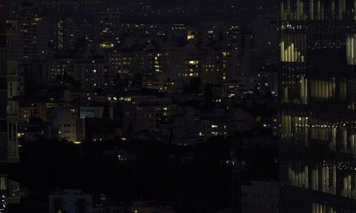 Zinema: 'Naza'