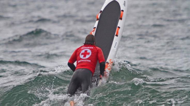 Surflariei egokitutako sorospen ikastaroa antolatu du Orioko Surf Taldeak