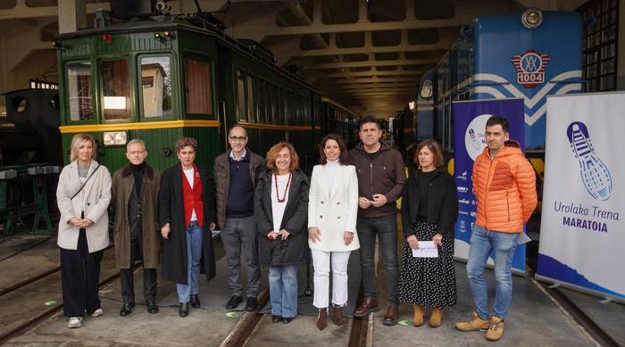 Urolako Trenaren mendeurrena ospatzeko, lasterketa berezia eta automotore zaharberritua