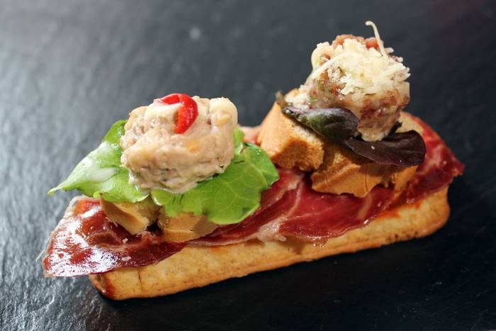 Azkoittiko Tabernaixen pintxo potea herriko tabernetan