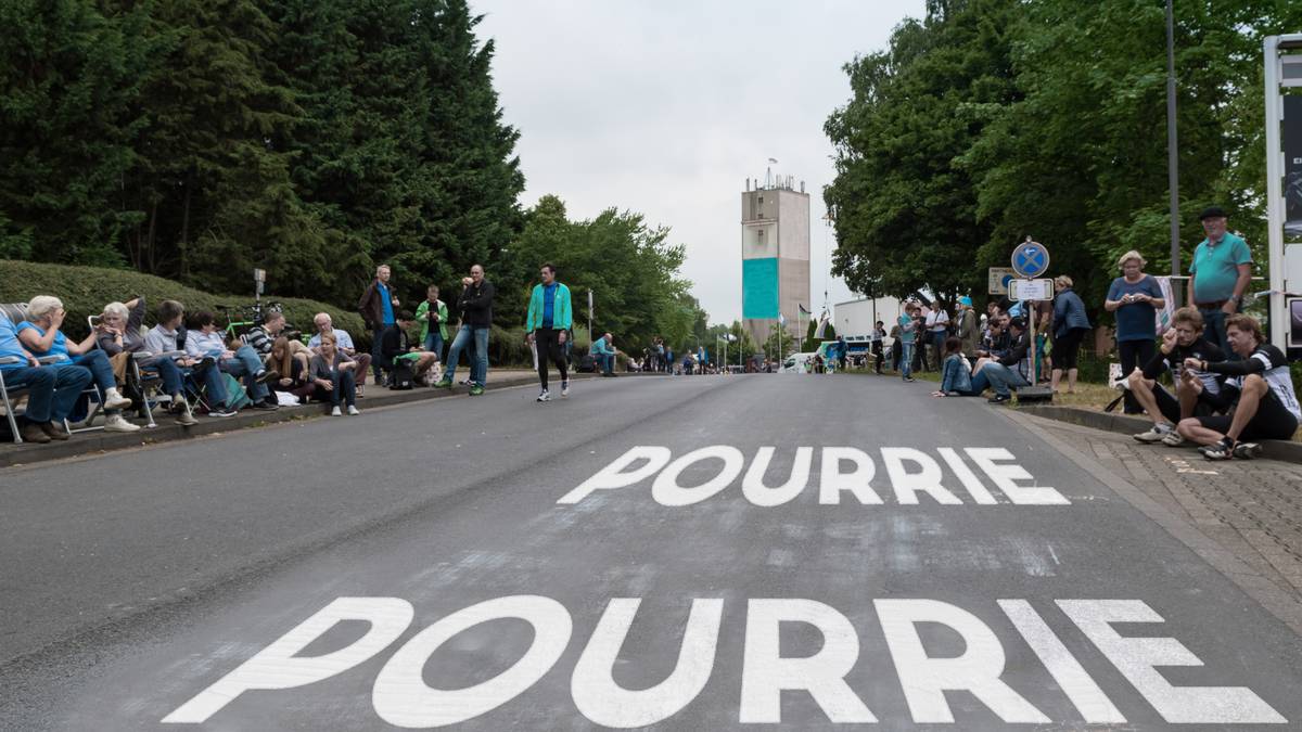 Merlierrek irabazi, Philipsenek agur, eta Pourra eguneratuta