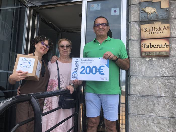 Agustin Benitez irabazle Zurekin elkartearen uztaileko zozketan