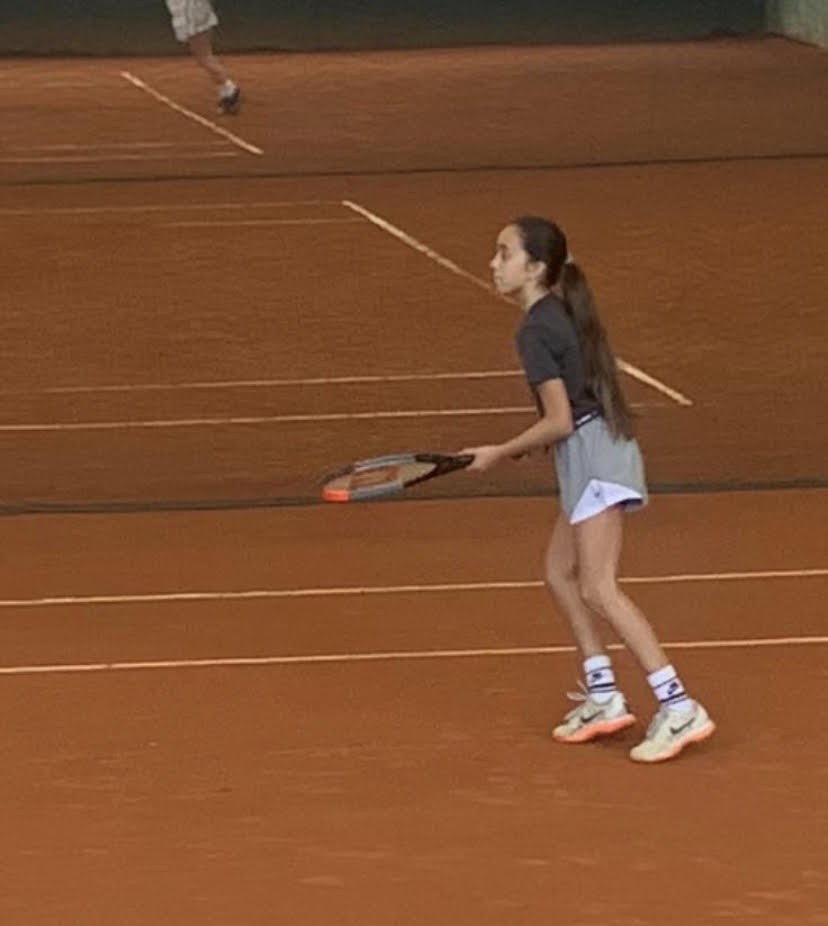 Naike Oiartzabal Gipuzkoako Tenis Txapelketako finalera sailkatu da