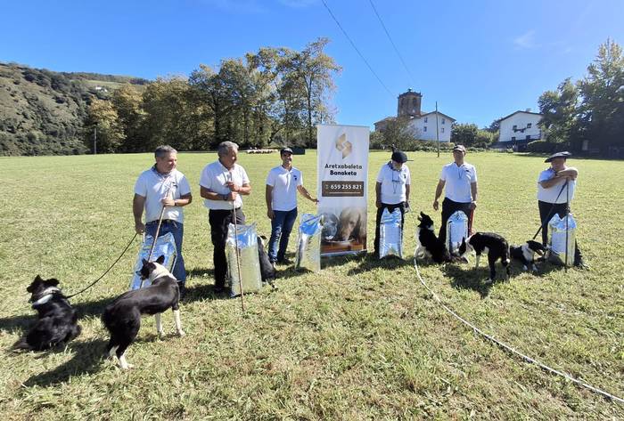 Pello Segurolak irabazi du Aizarnazabalgo Artzain Txakur Txapelketa