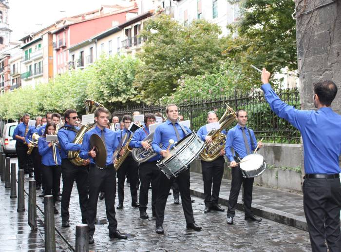 Udal Musika Bandak Santa Zezilia eguna ospatzeko kalejira egingo du bihar