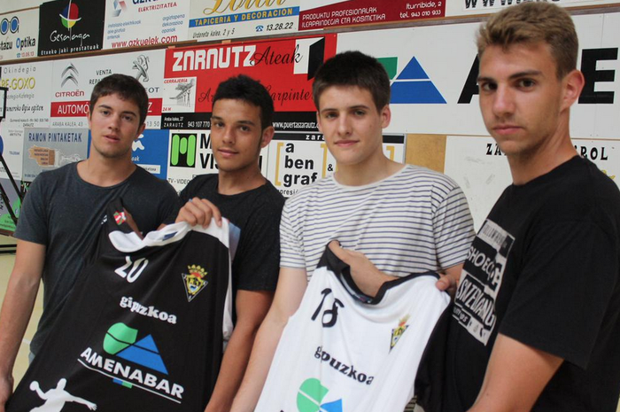 Ander Torrikok eta Mikel Martinezek Amenabarren jokatuko dute