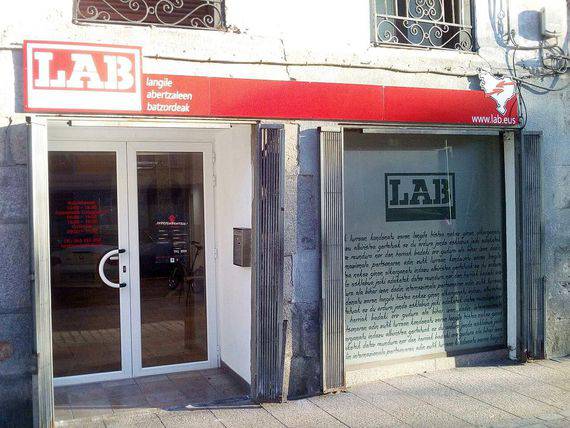 Azpeitikoa itxi eta Zarauzko bulegoan bakarrik artatuko ditu langileak LABek datozen asteetan