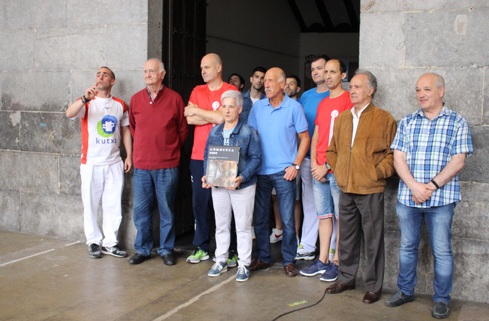 Karlos Arrizabalaga 'Xapatero'-k botako du zapatuan, V. Pelotai Euneri hasiera emango dion pilotakada